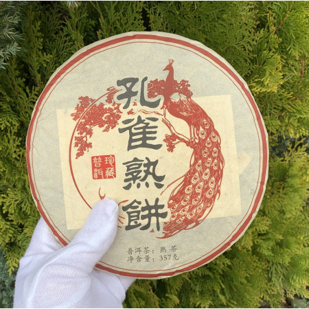 Шу пуэр Огненный павлин 357 г 2014 года